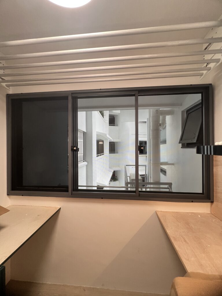 Stainless steel cat mesh for sliding windows with sliding mesh system for pet safety and ventilation